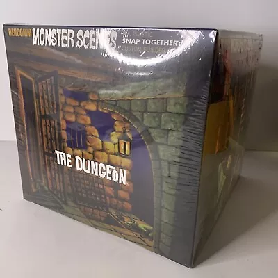 2016 The Dungeon Monster Scenes Diorama NEW SEALED • $69.99