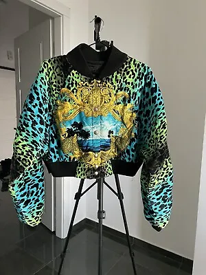 Versace X H&M Cropped Baroque Print Velvet Bomber Jacket Size 40 US 10 • $174.75