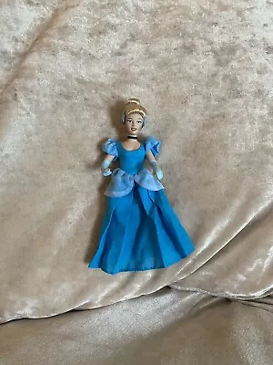 £2.50 • Buy Deagostini 2004 Disney Cinderella Porcelain Doll