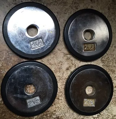 LOT OF 4 VINTAGE 2 1/2lb STANDARD BARBELL WEIGHTS CHROME W/ RUBBER TRIM 1  HOLE • $19.99