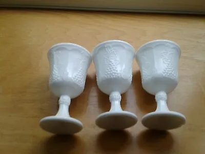 Indiana Harvest Grapes White Milk Glass 3 Water Goblets Challaces Footed • $15.99