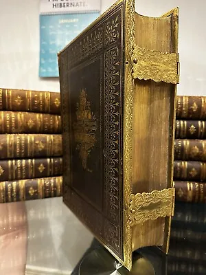 Holy Bible Antique • £380