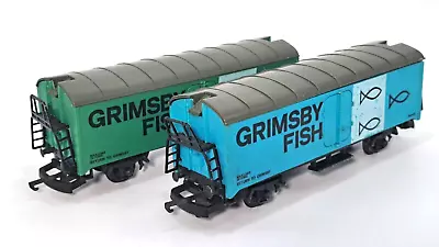 Lima OO Gauge - LWB Refrigerated Vans X 2 - Grimsby Fish • £3.20