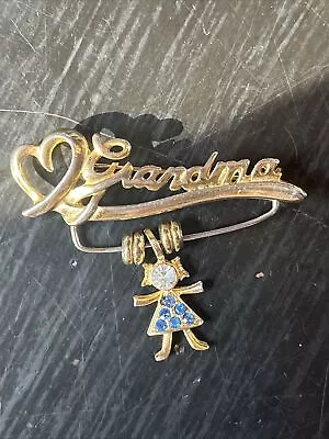 VTG Estate Jewelry 2  KIS USA BROOCH PIN Grandmother Girl Dangle Charm Blue Gold • $20