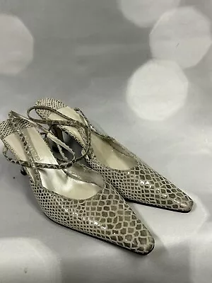 J Renee 8.5 Snakeskin Pattern Heels • $20