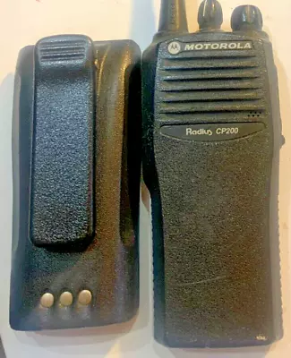 Motorola Radius CP200 UHF Radio 438-470 MHz 4 Channels With Battery (No Charger) • $49.99