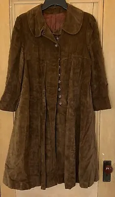 White Front Womens Victorian Suede Pockets Dickens Fair Coat Sz Small Brown RARE • $79.93