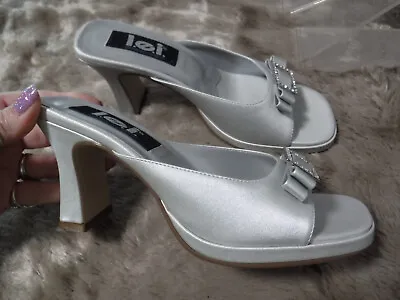 PFR VTG 90s L.E.I. Gwenne Silver Satin Chunky Square Open Toe Heel Mule Sandal 7 • $49.99