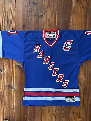 Mark Messier Jersey - CCM - Stanley Cup • $120