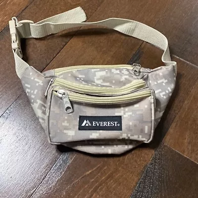 Camo Everest Fanny Pack Hiking Outdoors • $24