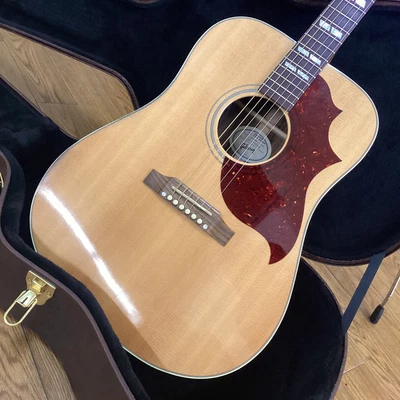 $2249 • Buy USED Gibson Hummingbird Studio 2.2kg Acoustic Guitar With Hard Case Tested