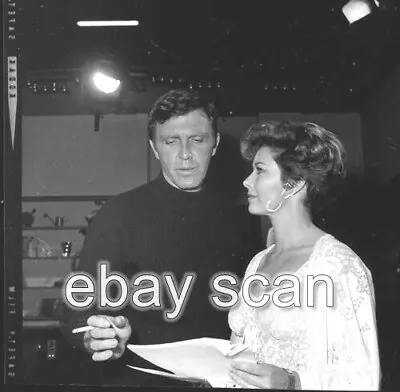 Robert Lansing Vera Miles On Set Of It Takes All  Kinds   8x10 Photo 10 • $14.99