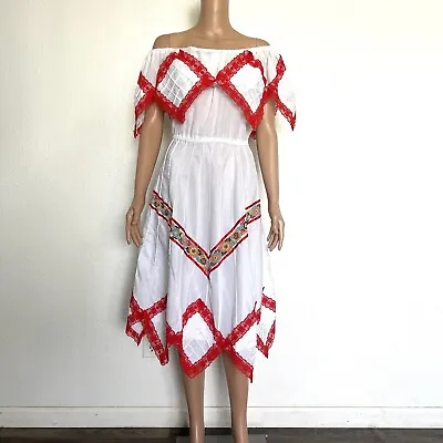 Vintage Mexican Folk White Red Peasant Dress Size L • $33