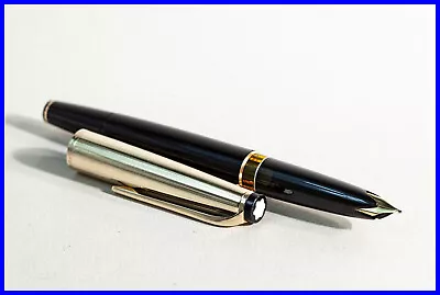 Vintage MONTBLANC Masterpiece N° 74 Piston Filler With 18C 750 Gold MEDIUM Nib • $349