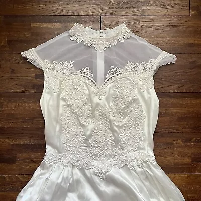 $275 • Buy Vintage 1940s Size 2 Slipper Satin Mesh Cutout Floral Applique Wedding Dress XS