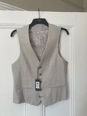 Beige Linen Waistcoat. Mens 40 • £10