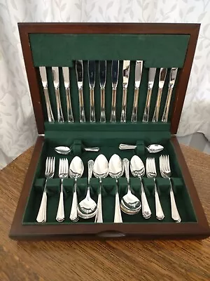 VINTAGE ONEIDA 44 Piece Silver Plate Cutlery Canteen - Seneca Pattern- Sheffield • £103.95