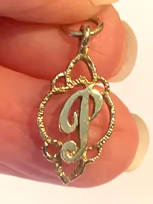 9ct Gold 1979 Vintage Initial Letter P Very Pretty Ornate Pendant 2.5cm 1.05g • £45