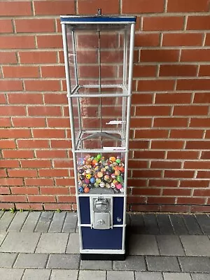 Short Northern Beaver Bouncy Ball/35mm Capsule Vending Machine • £100