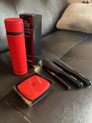 £215 • Buy CHANEL CODES COULEURS - BRUSHES SET + MIRROR 147 - INCENDIAIRE Sold Out