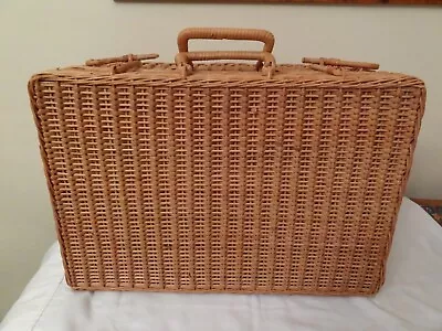 Vintage Wicker Suitcase Picnic Basket With Toggle Closures • $25