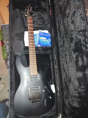 Ibanez S Series Electric Guitar S520WK Weathered Black W/Case Pre-Owned • $500