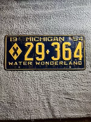 1954 Michigan Municipal License Plate X29-364 • $34.99