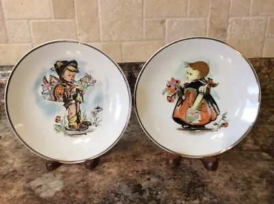 Set Of 2 Vintage Decorative Wall Plates Gold Trim•Hummel Style Boy & Girl•JAPAN • $12