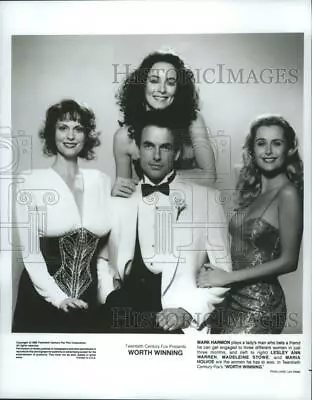 1990 Press Photo Mark Harmon With His Leading Ladies In  Worth Winning  • $19.99