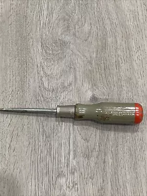 Vintage Stanley Wooden Handyman Screwdriver H1270 Green & Red Handle • $10.50