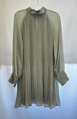 H&M Formal Love Sleeve Dress Large Mint Green Pleated Above Knee Mock Neck • $12.80