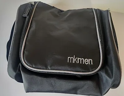 MARY KAY Men Hanging Travel Bag • $5.99