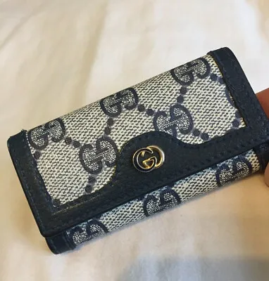 $145 • Buy GUCCI Vintage Key Holder Wallet Case GG Signature Leather Snap Mini Pouch 