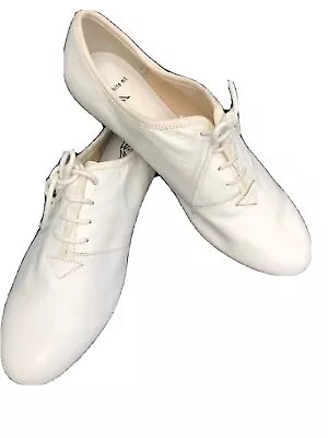 Vintage White Mountain Shoes Women’s White Dance Tie Oxford Flat 9M Jazzy  • $32