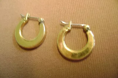 Vintage Flat Dainty  Hoop Gold Tone Pierced Earrings • $7.99