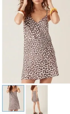 $55 • Buy Tigerlily Onari Mini Dress Size 8 BNWT