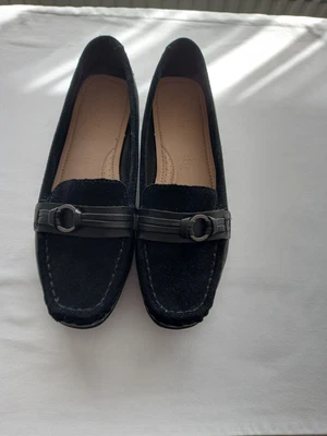 £5 • Buy Womens M&s Black Footglove Flat Leather & Suede Shoes 5.5