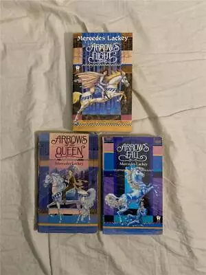 Lot 3 Mercedes Lackey Arrows Of The Queen Heralds Of Valdemar 1-3 • $9.75