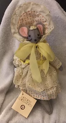 Vintage Musical Victoria Impex Corp  Lady  Mouse Outfit Bonnet • $20