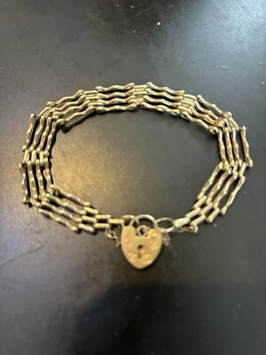 9ct Gold Padlock Clasped 4 Bar Gate Bracelet Vintage 9g • £165.46