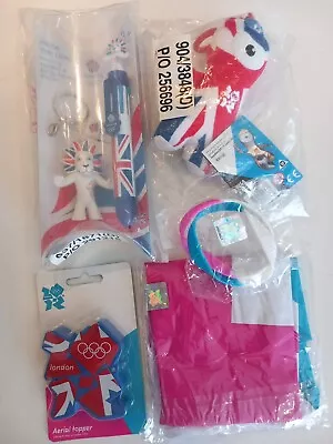 5 Official London 2022 Olympics Souvenirs Keyring Pen Aerial Topper Wristband • £15