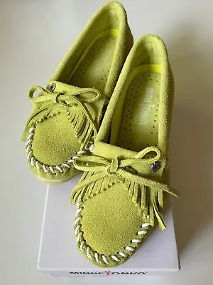 Minnetonka Moccasins Lime Green Suede Kilty Plus Women's Size 5.5  W Box • $34.99