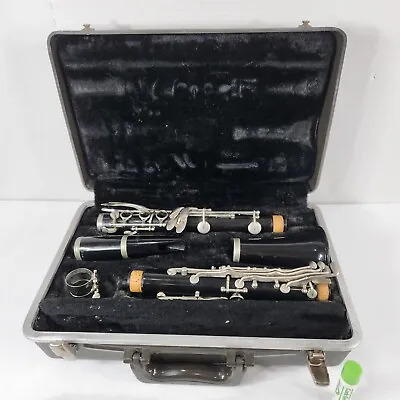 Selmer Bundy Resonite Clarinet With Case.  PARTS ONLY AS IS • $49.99