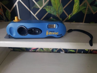 £9.99 • Buy Vtg 2000s Polaroid I-Zone Blue Instant Film Pocket Camera With Wrist Strap