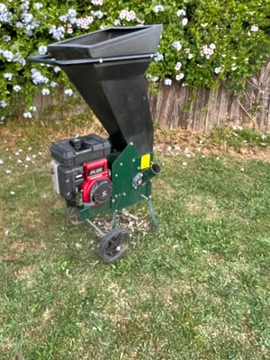 $490 • Buy Masport Chipper Shredder 5 Hp Briggs & Stratton Engine