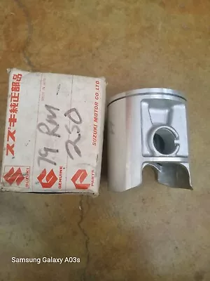 79-81 SUZUKI RM250 RM 250 VINTAGE NOS STD PISTON OEM New • $19.99