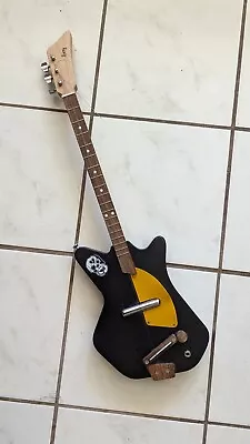 Loog Mini 3-String Electric Kids Guitar For Beginners Third Man Records Edition  • $12