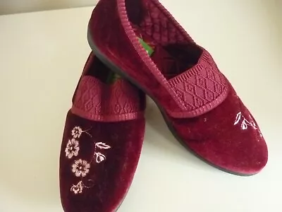 Panda  Elsabet  Burgundy  Velvet  Slippers • $30