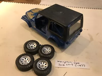 Monogram 1/24 Vintage Cj-7 Junkyard Jeep Not Complete Used Blue C-1977 • $10