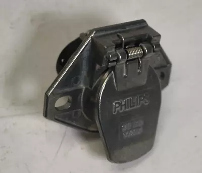 Philips Industries 15-720 7 Way Socket Zinc Die-Cast Trailer Wire Connector • $13.99